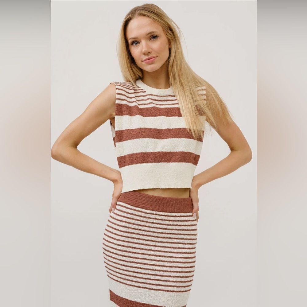 085. KNITTED STRIPE SET- CROP TOP AND MIDI SKIRT